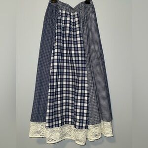 Boutique Europa plaid maxi skir